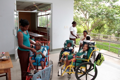 Disabili DOC – La solidarietà dopo il terremoto, pochi danni al Centro per disabili – Fondazione Don Carlo Gnocchi Onlus