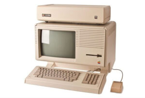 Disabili DOC – Apple Lisa II con hard disc esterno inserito nel case denominati “Profile”